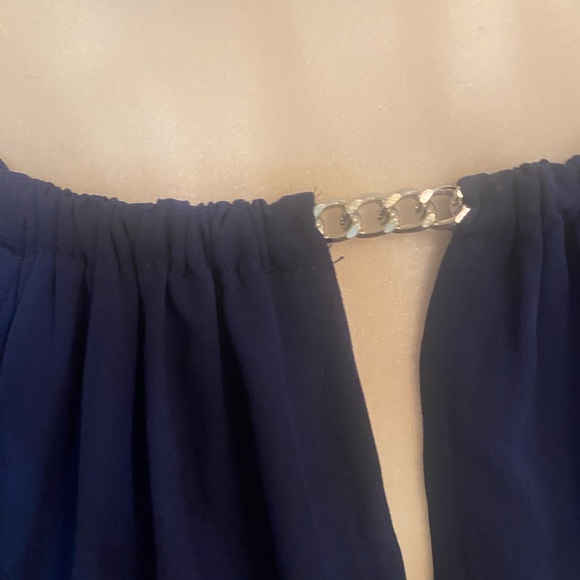 Elegant Michael Kors Blouse - Picture 3 of 4